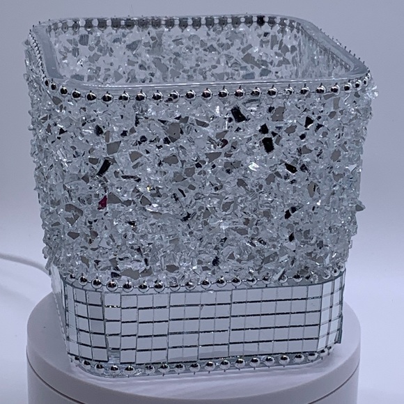 Silver Rhinestone and Glass Square Vase - Picture 4 of 7